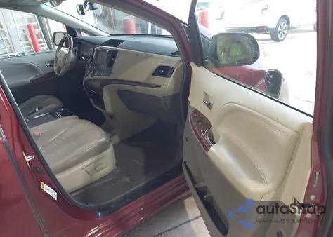 2011 Toyota Sienna Limited V6 из США, поврежденный, VIN 5TDYK3DC4BS157632